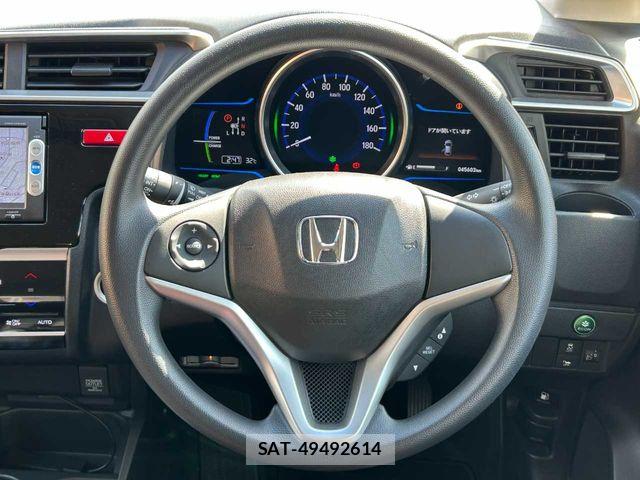 Honda FIT HYBRID 2015-06 7218611-2