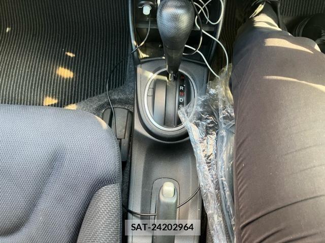 Honda FIT HYBRID 2013-04 7250807-22