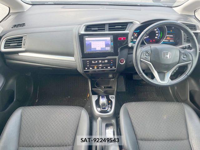 Honda FIT HYBRID 2016-07 7250805-1