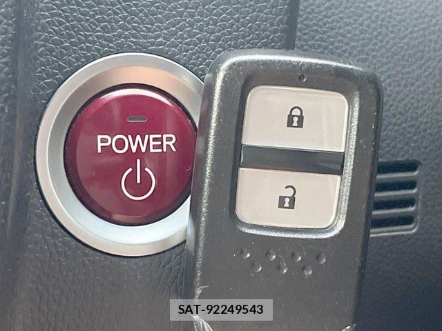 Honda FIT HYBRID 2016-07 7250805-7