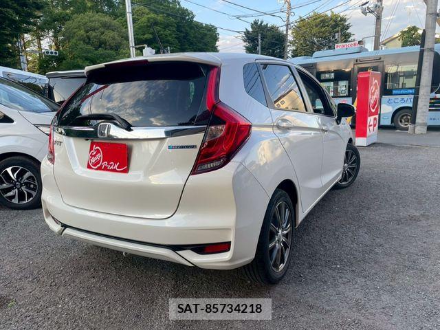 Honda FIT HYBRID 2017-07 7250800-1