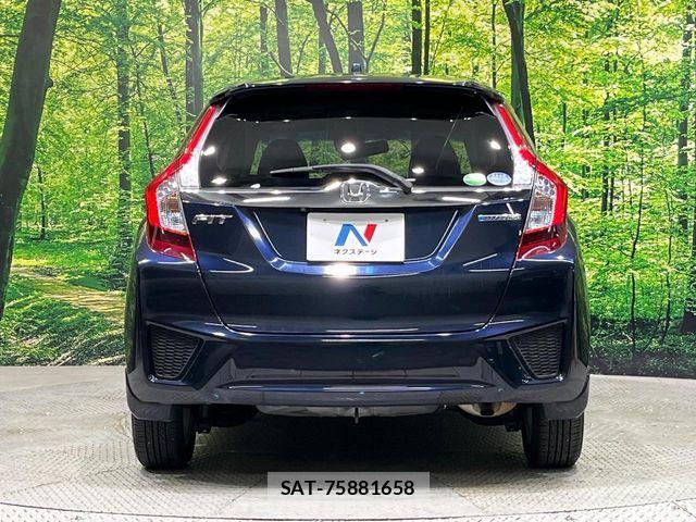 Honda FIT HYBRID 2016-08 7250804-15