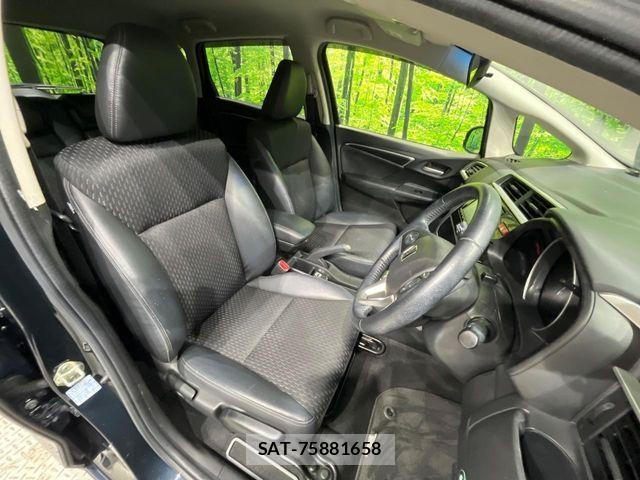 Honda FIT HYBRID 2016-08 7250804-8