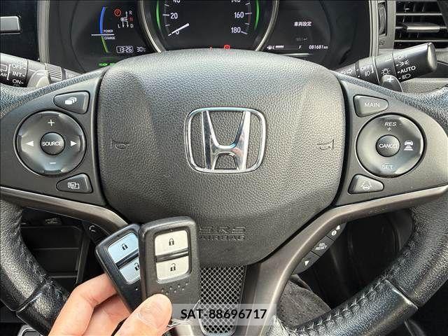 Honda FIT HYBRID 2018-06 7271893-17
