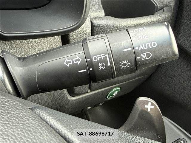 Honda FIT HYBRID 2018-06 7271893-26
