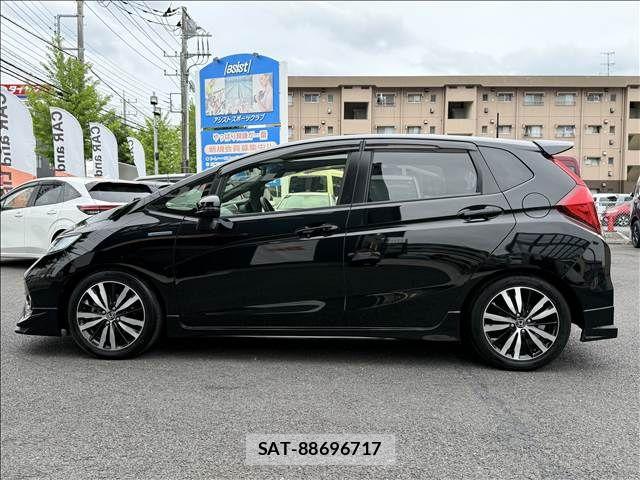 Honda FIT HYBRID 2018-06 7271893-5