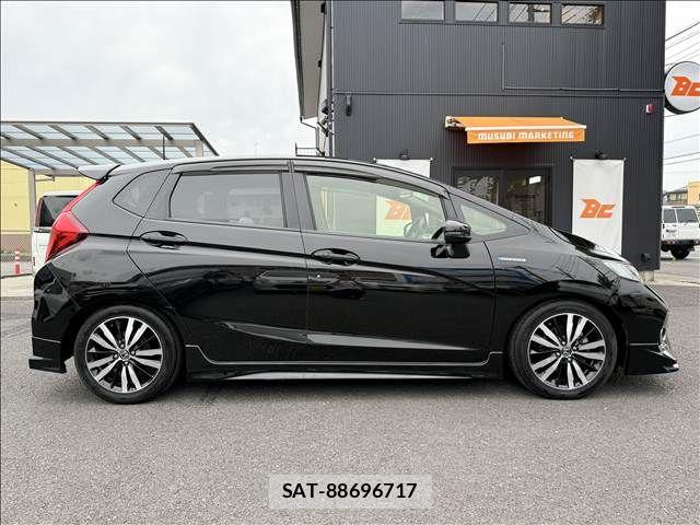 Honda FIT HYBRID 2018-06 7271893-6