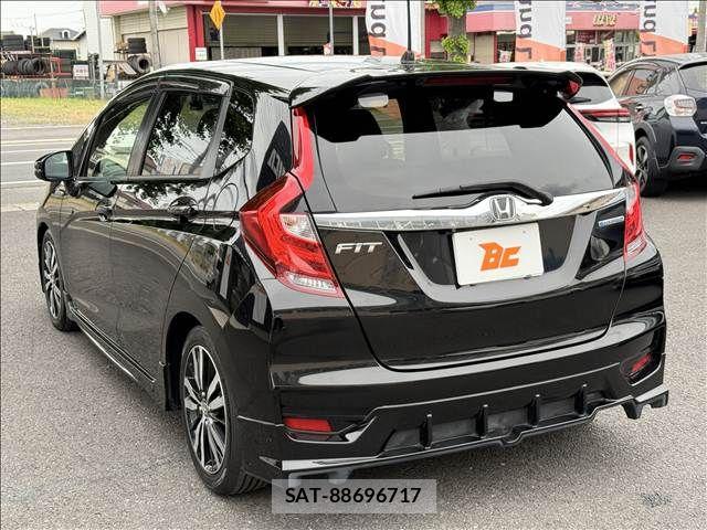 Honda FIT HYBRID 2018-06 7271893-7