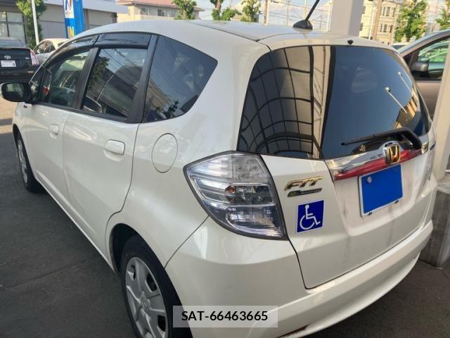 Honda FIT HYBRID 2012-09 7271892-5