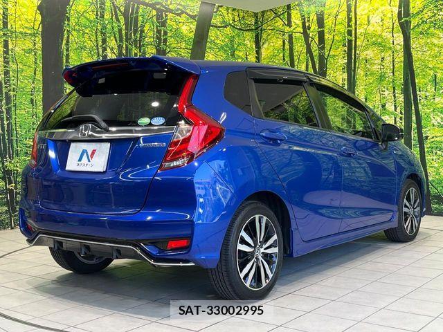 Honda FIT HYBRID 2017-10 7271889-16