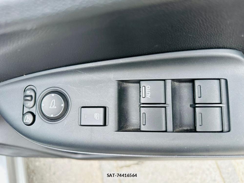 Honda FIT HYBRID 2013-12 6751599-20