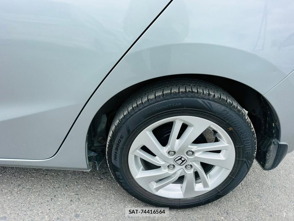 Honda FIT HYBRID 2013-12 6751599-29