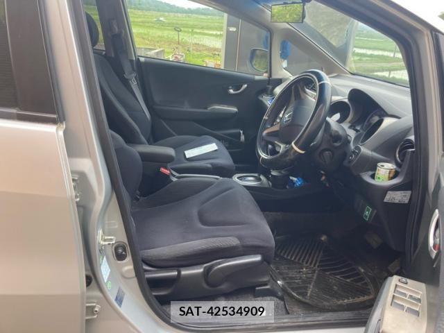 Honda FIT HYBRID 2011-10 7327070-16