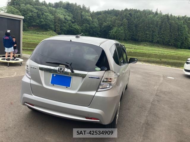 Honda FIT HYBRID 2011-10 7327070-6
