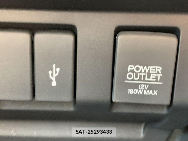 Honda FIT HYBRID 2019-06 7327058-12