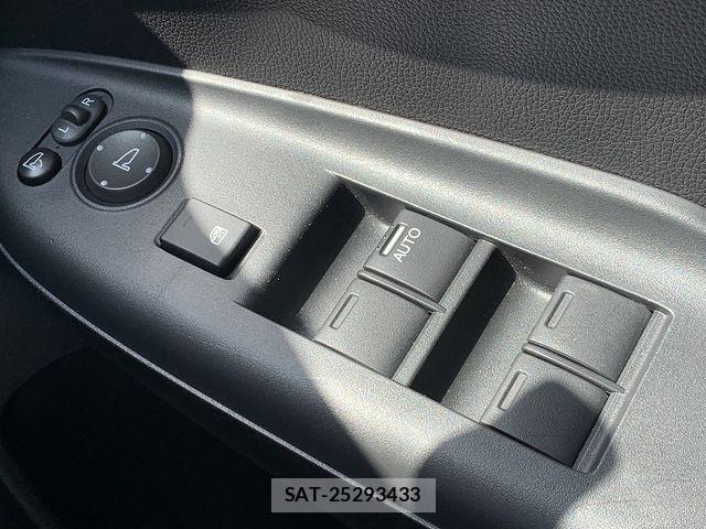 Honda FIT HYBRID 2019-06 7327058-15