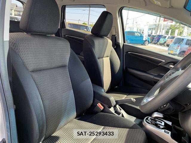 Honda FIT HYBRID 2019-06 7327058-17