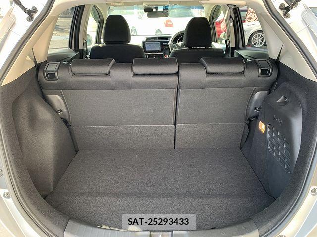 Honda FIT HYBRID 2019-06 7327058-19