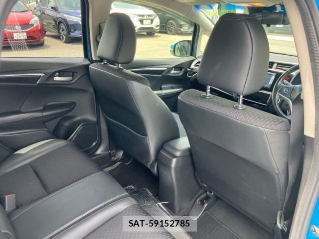 Honda FIT HYBRID 2014-09 7327066-17