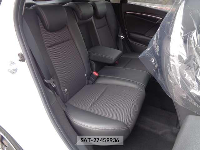 Honda FIT HYBRID 2017-07 7327061-14