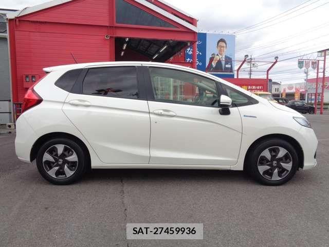 Honda FIT HYBRID 2017-07 7327061-3