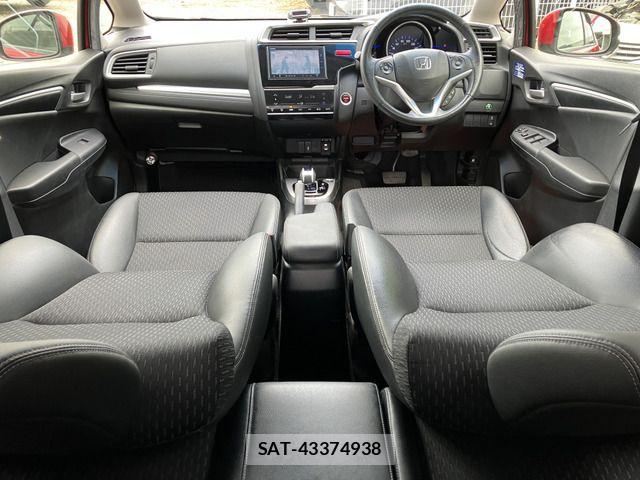 Honda FIT HYBRID 2013-12 7327064-5