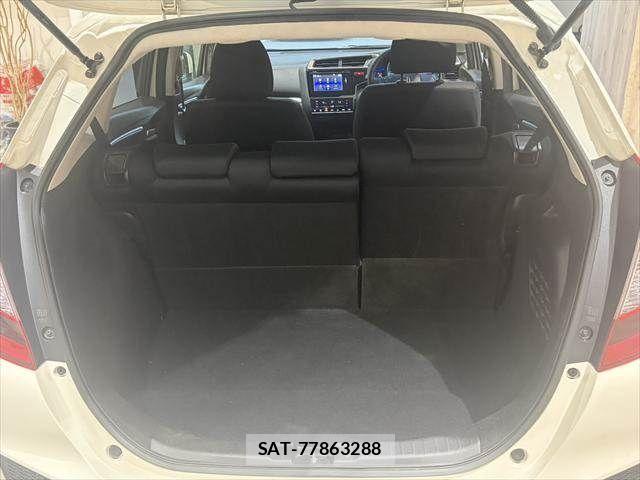 Honda FIT HYBRID 2013-12 7327065-9