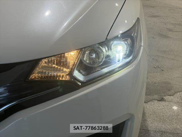 Honda FIT HYBRID 2013-12 7327065-11