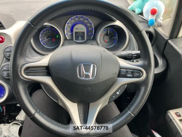 Honda FIT HYBRID 2012-02 7327068-12