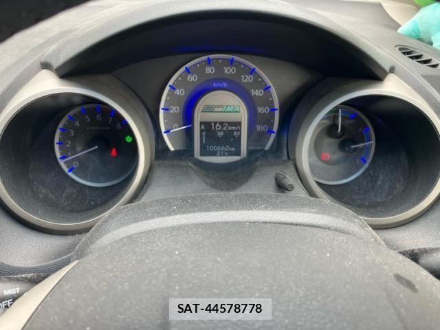 Honda FIT HYBRID 2012-02 7327068-13