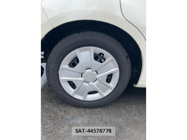 Honda FIT HYBRID 2012-02 7327068-5