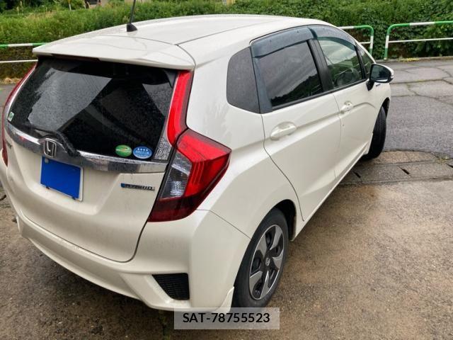 Honda FIT HYBRID 2016-11 7357760-8