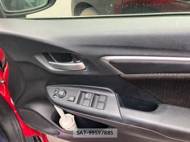 Honda FIT HYBRID 2014-05 7357773-15