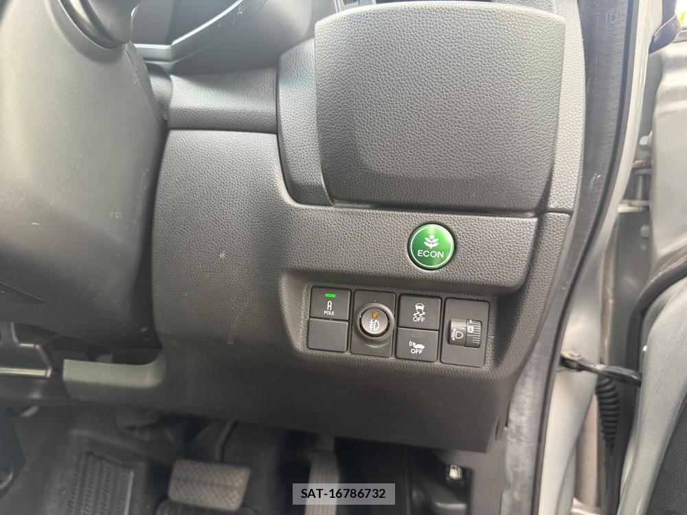 Honda FIT HYBRID 2013-11 922469-15
