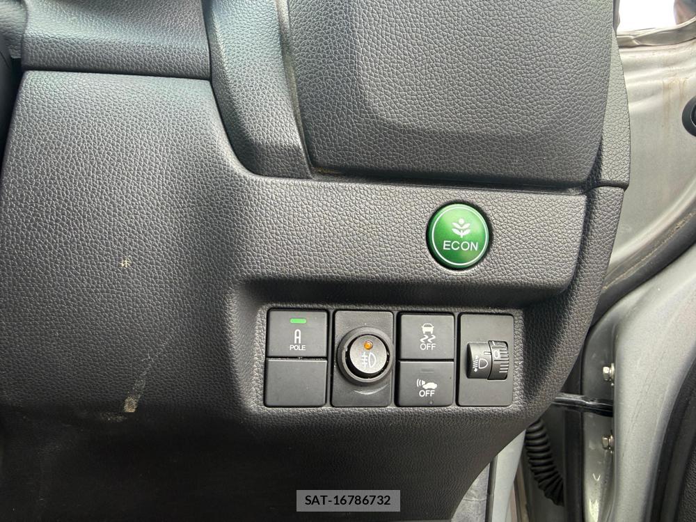 Honda FIT HYBRID 2013-11 922469-16