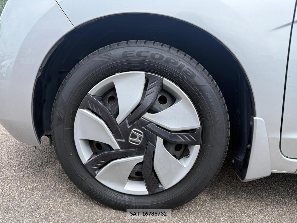 Honda FIT HYBRID 2013-11 922469-29