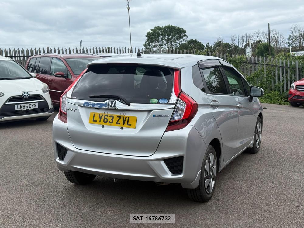 Honda FIT HYBRID 2013-11 922469-4
