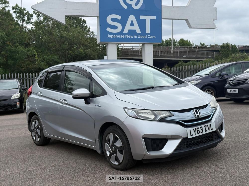 Honda FIT HYBRID 2013-11 922469-6