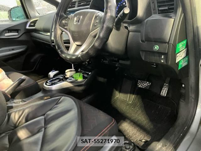 Honda FIT HYBRID 2014-01 7357765-7