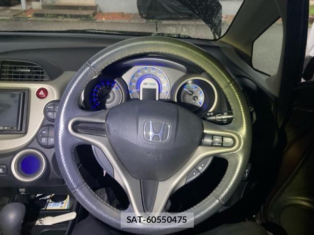 Honda FIT HYBRID 2012-03 7357770-12