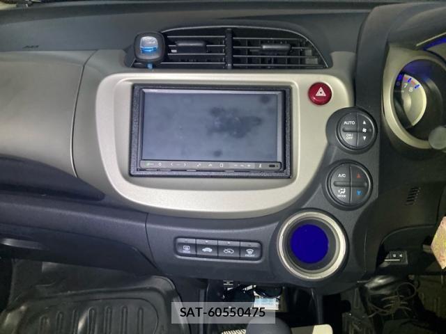 Honda FIT HYBRID 2012-03 7357770-16