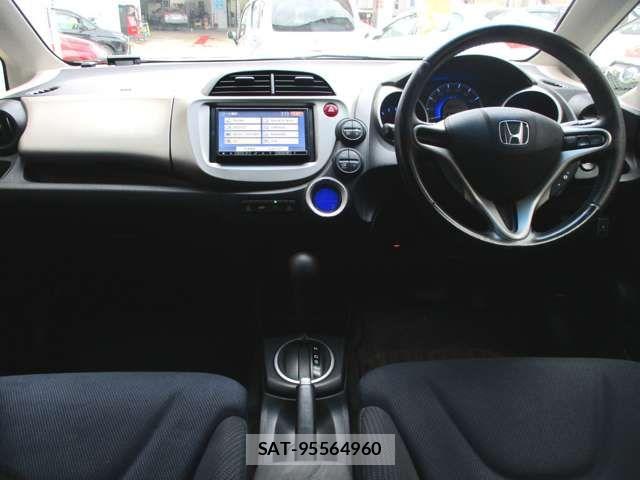 Honda FIT HYBRID 2012-04 7357764-1