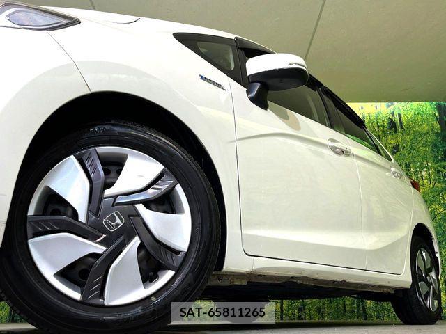 Honda FIT HYBRID 2013-12 7357759-11