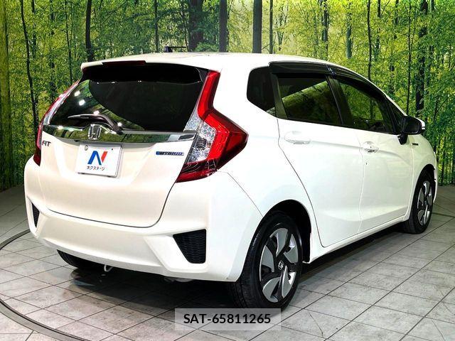 Honda FIT HYBRID 2013-12 7357759-15
