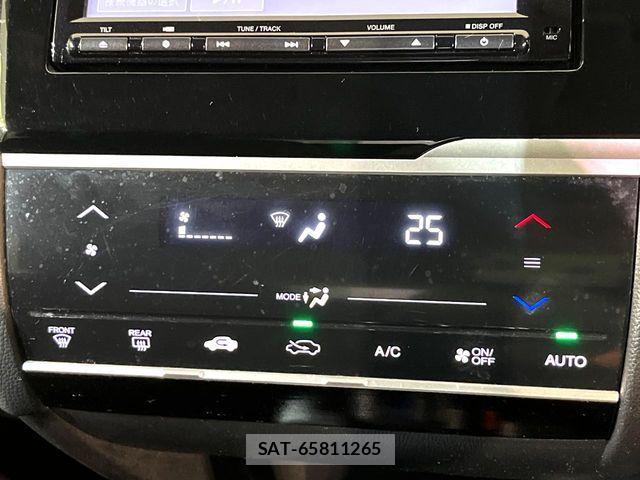 Honda FIT HYBRID 2013-12 7357759-5