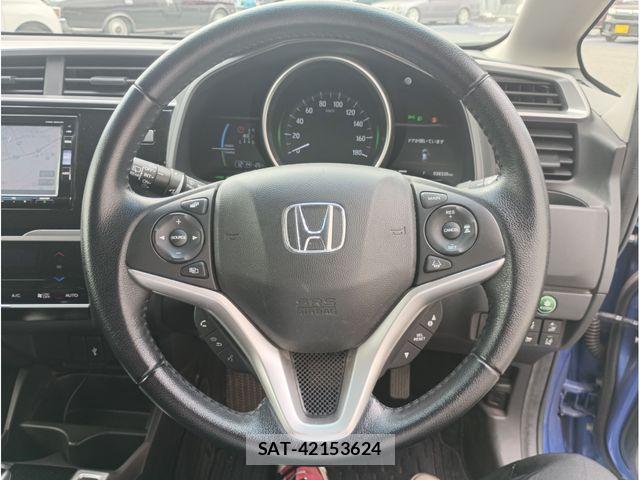 Honda FIT HYBRID 2017-10 7378957-10