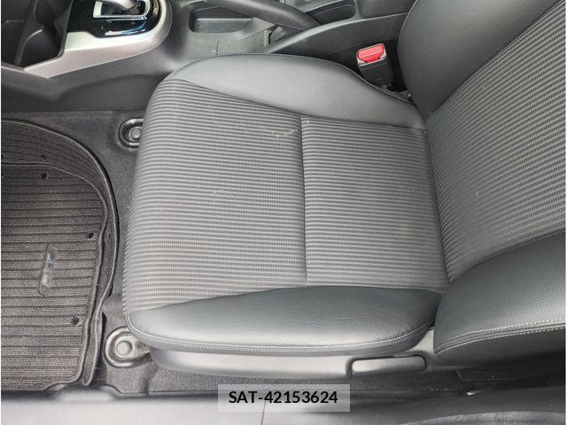 Honda FIT HYBRID 2017-10 7378957-16