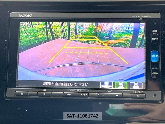 Honda FIT HYBRID 2016-08 7392156-4