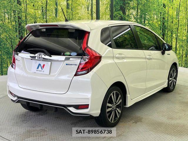 Honda FIT HYBRID 2017-06 7392149-17