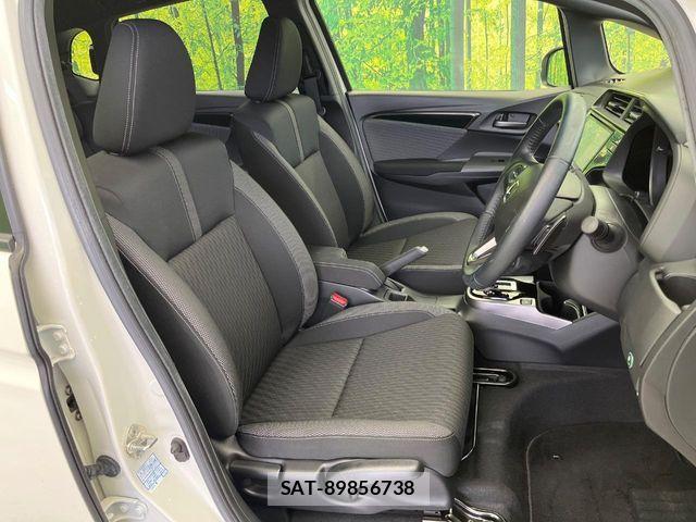 Honda FIT HYBRID 2017-06 7392149-8